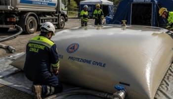 Cisterne morbide per protezione civile: stoccaggio rapido per emergenze